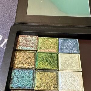 Vibrant Eyeshadow Palette